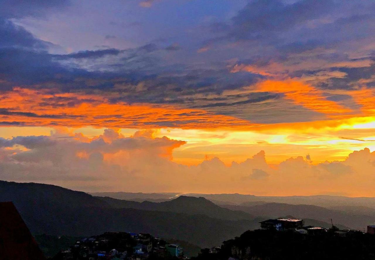 Vacation House In Baguio With Amazing Sunset Views Baguio City Exteriör bild